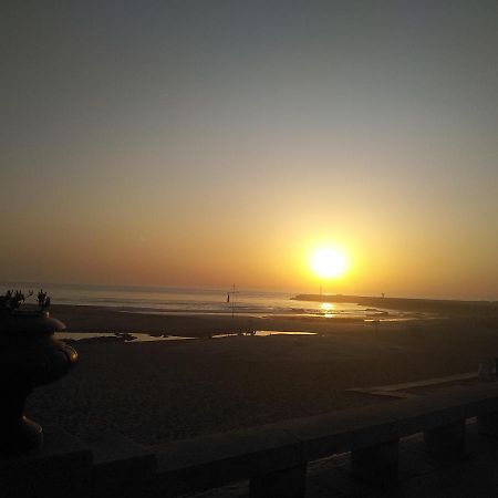 Casas Do Pedro T3 Villa วีลาปรายา เด อันโกรา ภายนอก รูปภาพ